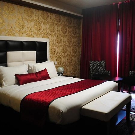 Hotel Rose Petal Srinagar Exterior foto