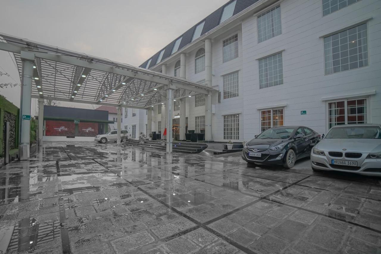 Hotel Rose Petal Srinagar Exterior foto