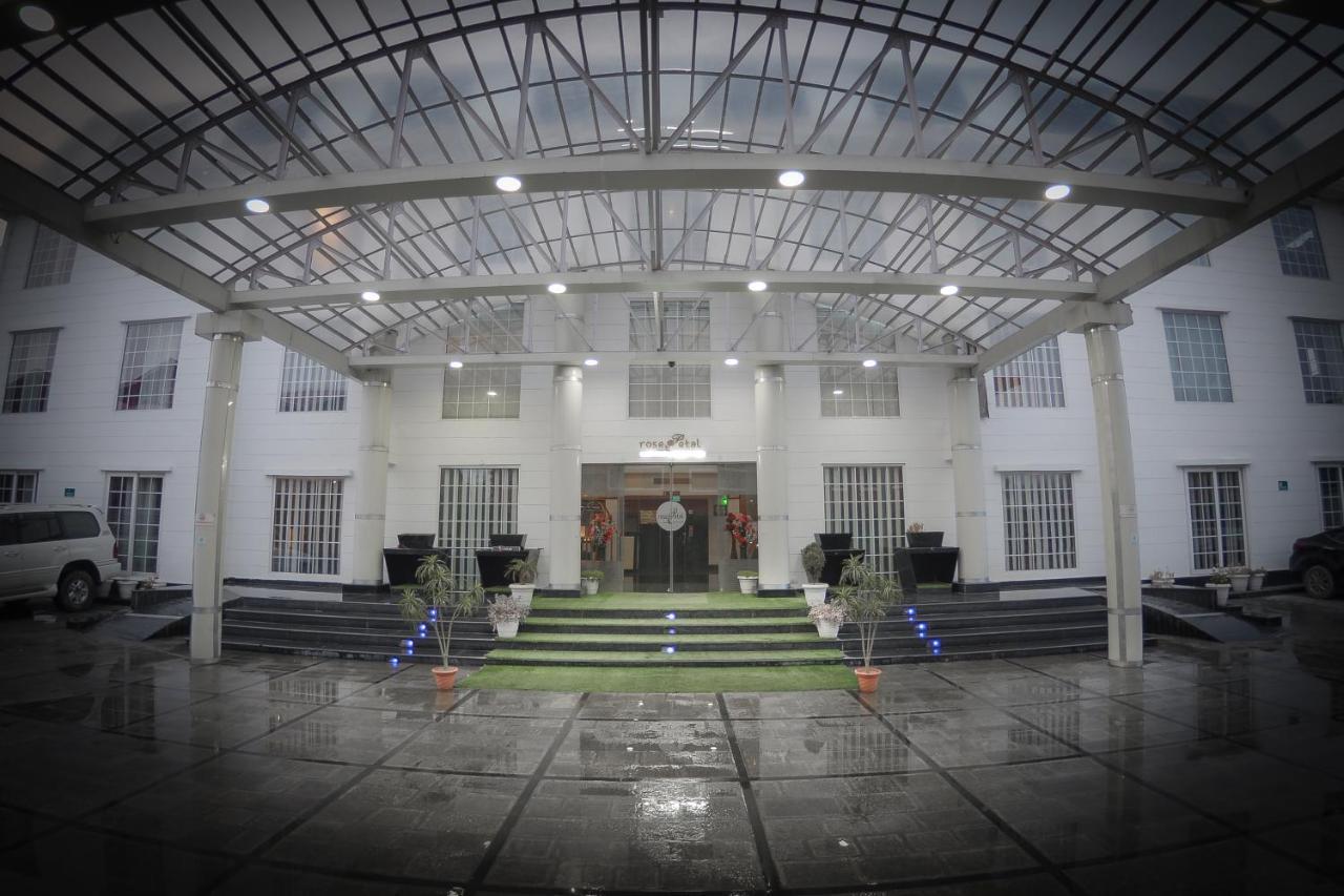 Hotel Rose Petal Srinagar Exterior foto