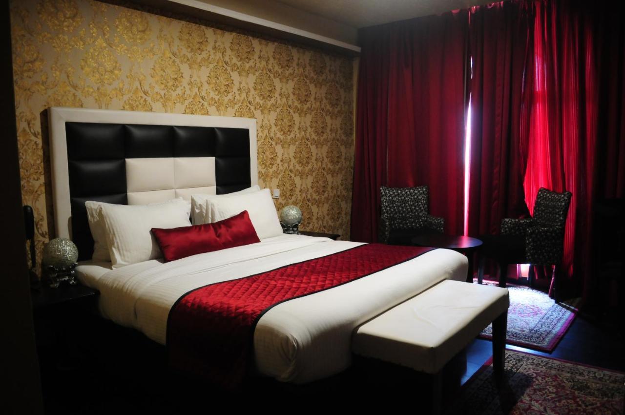 Hotel Rose Petal Srinagar Exterior foto